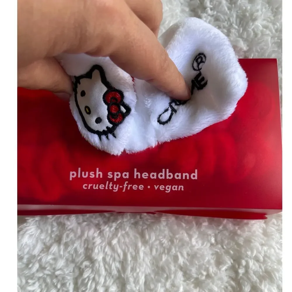 The Creme Shop Hello Kitty Plush Spa Headband White Bow Embroidered NEW Plush
